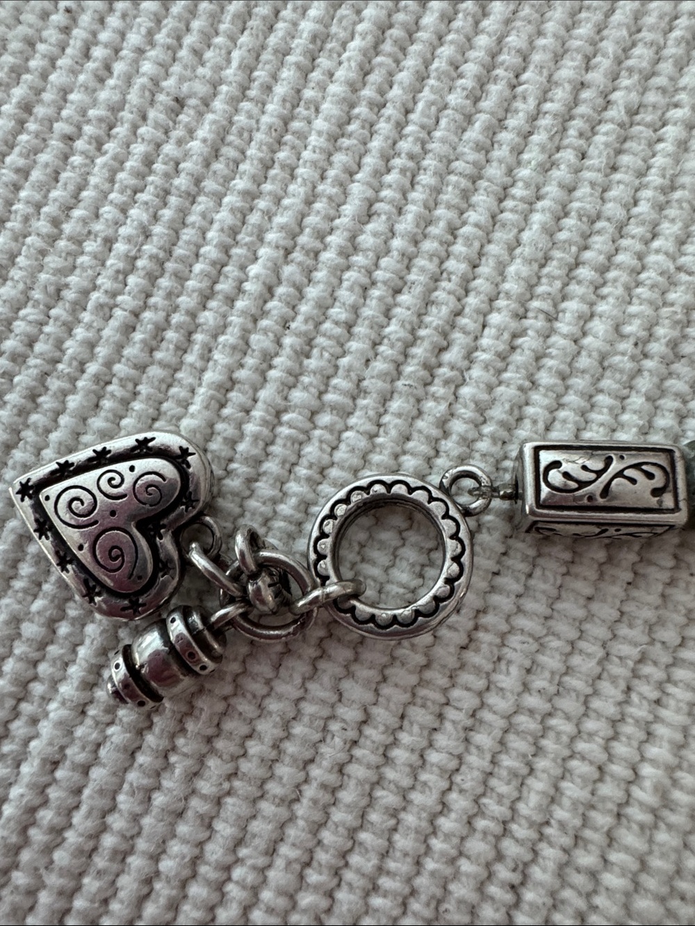Green Beaded Silver-Accent Bracelet with Heart Charm - Picture 3 of 11